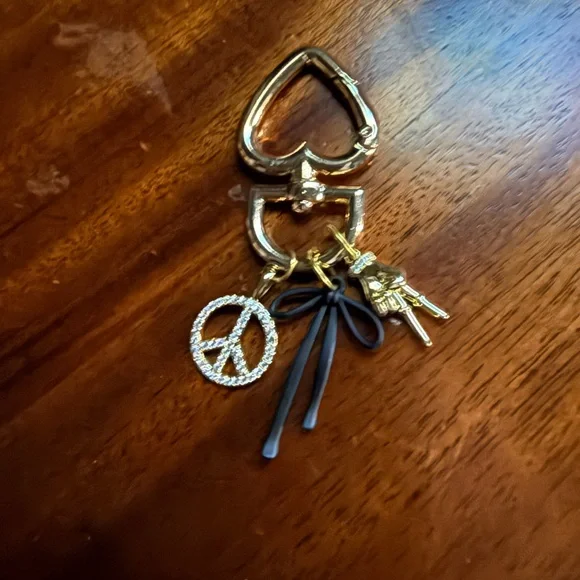 Brand new. Gold Heart Keychain with Charms - Picture 1 of 2